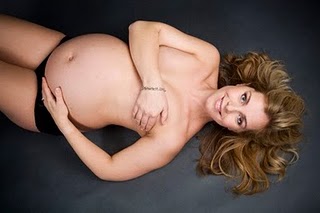 Vacker gravid kvinna